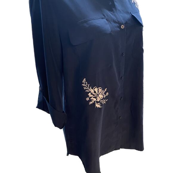 Express Button-Up Cotton Blend Shirt Women M Navy Blue White Embroidered Flowers - Picture 6 of 11